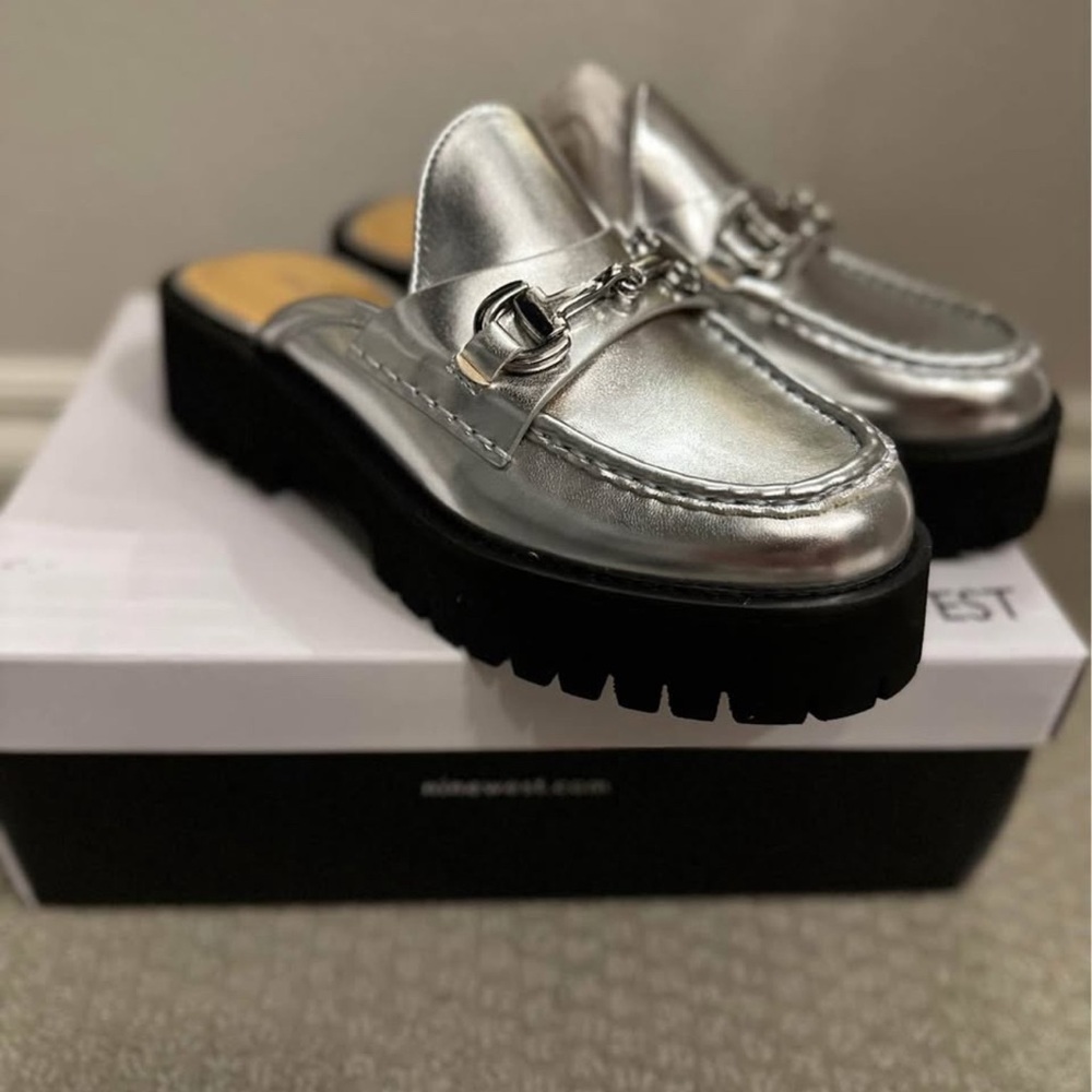 Nine West Metallic Silver Loafers with Chain Accent